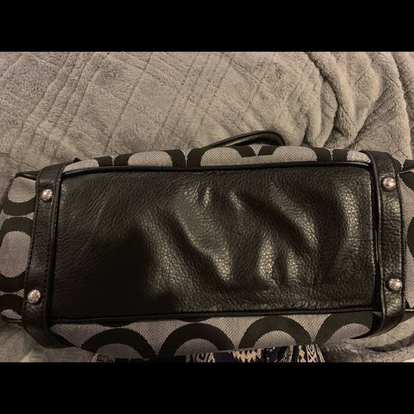 Large black and gray Coach shoulder bag - Picture 3 of 7